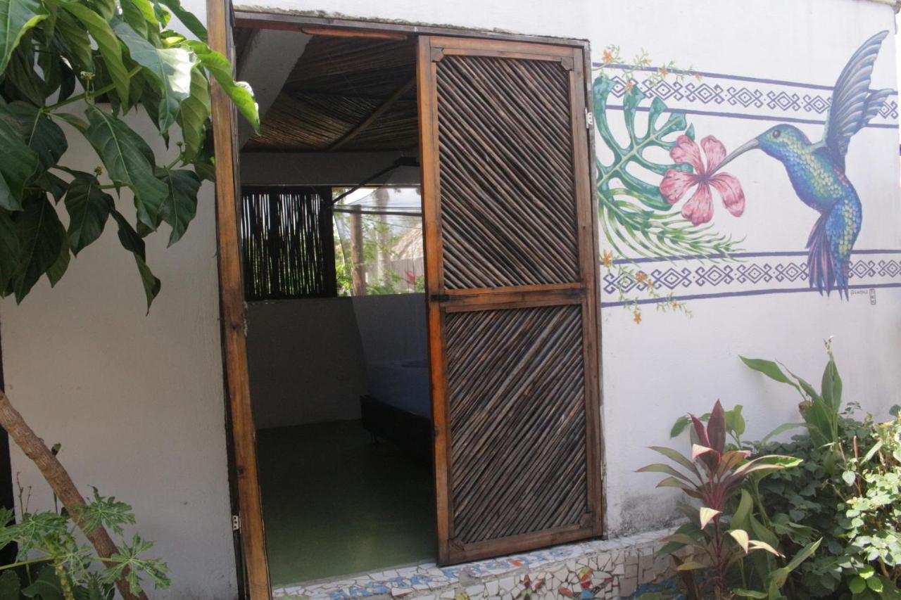 Kaluta Hostel Palomino Ngoại thất bức ảnh