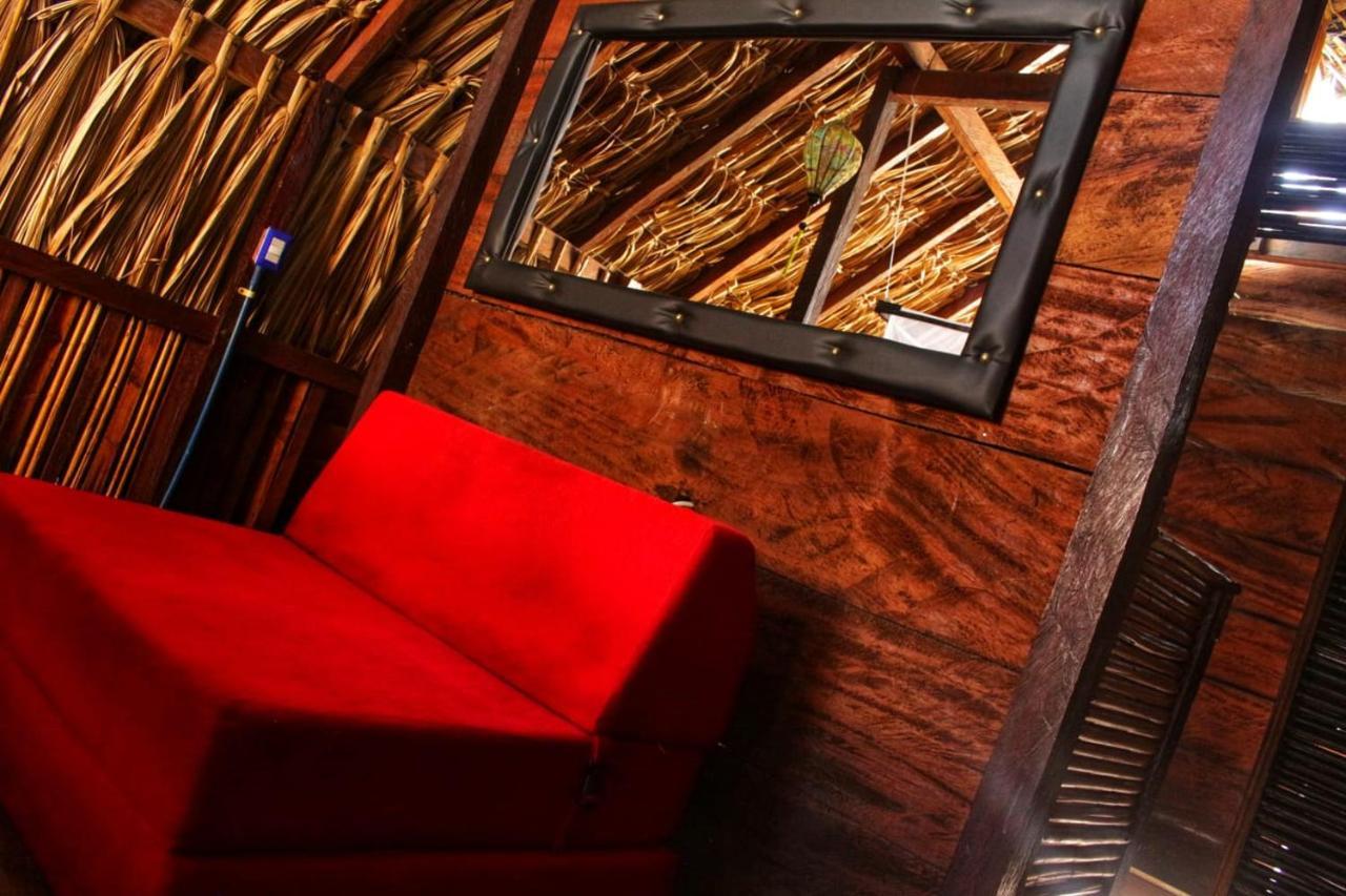 Kaluta Hostel Palomino Ngoại thất bức ảnh