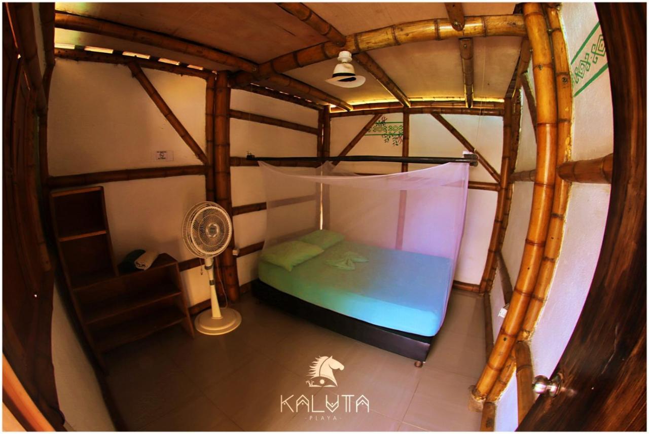 Kaluta Hostel Palomino Ngoại thất bức ảnh